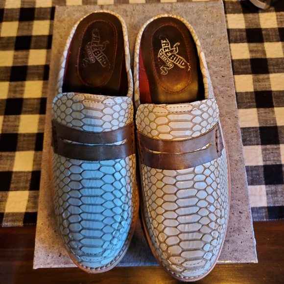 FreeBird Monalisa loafers - Picture 3 of 7